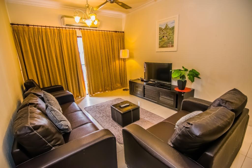 Mts @ Marina Court Resort Condo Kota Kinabalu Room photo